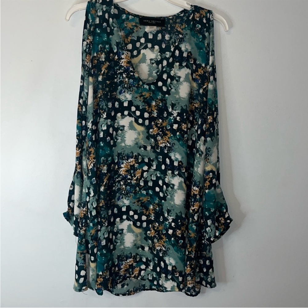 Akira Chicago Dress Open Arms Long Sleeve Green Tones Abstract Print Sz M Tunic
